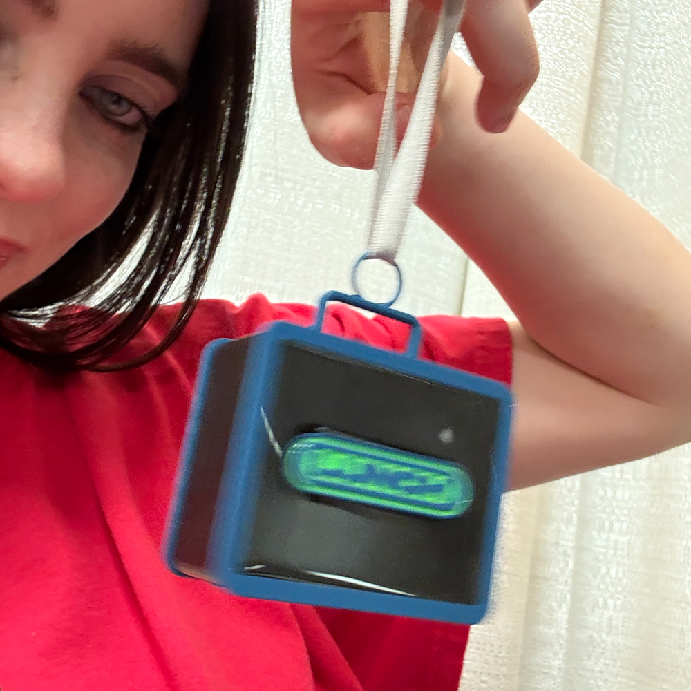 Billie Eilish MINI LUNCHBOX ORNAMENT Christbaumschmuck 390199