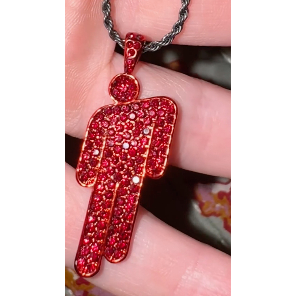RED BLOHSH NECKLACE Billie Eilish1